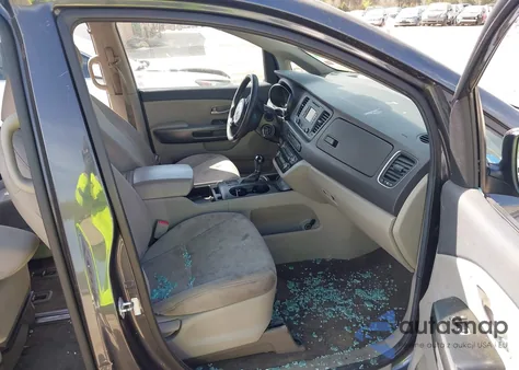 2015 Kia Sedona Lx из США, поврежденный, VIN KNDMB5C10F6065899